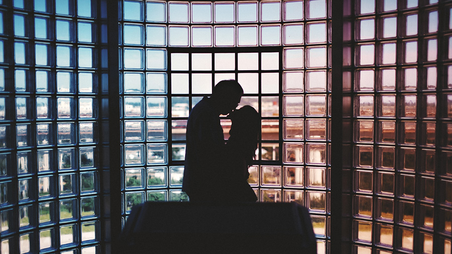 creative washington dc engagement session