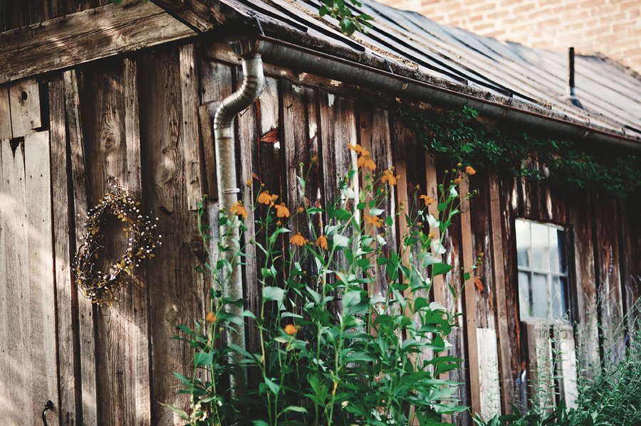 Northern Virginia Wedding Photographer : Virginia Farmhouse Wedding