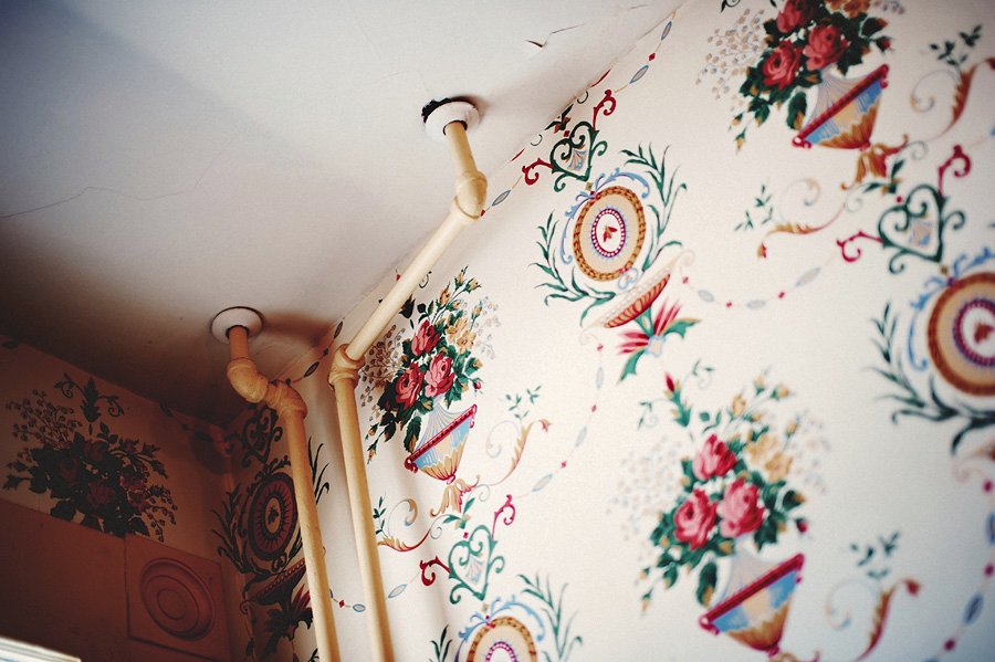Wedding in Northern Virginia : Farmhouse Detail Picture