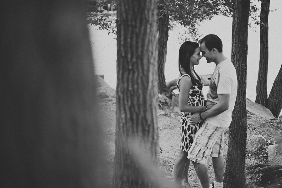 northern va wedding photographer : old town engagement : black and white : awesome couple