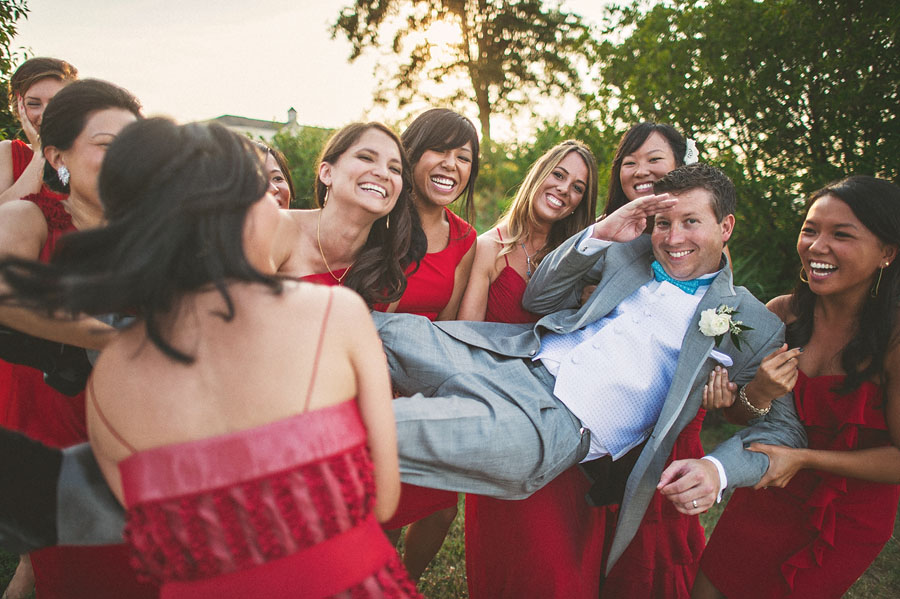 04 groom carried bridesmaids 14