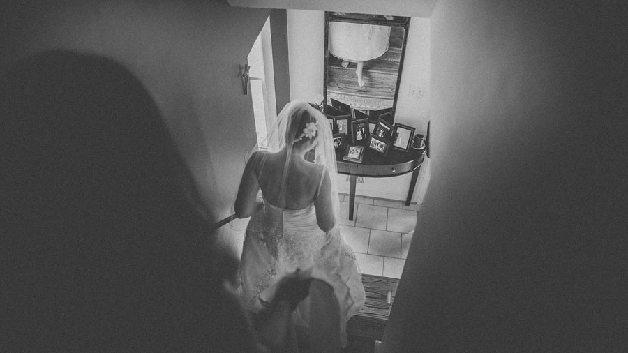 05 black white bride mirror 22