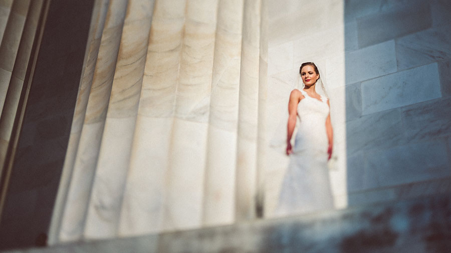 04 bridal portrait lincoln memorial 30