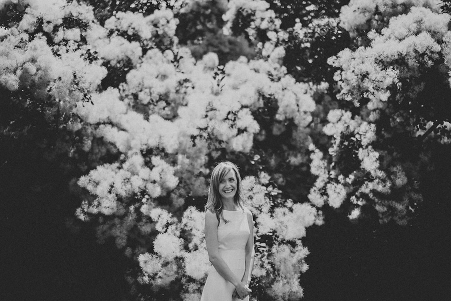01 creative black and white bride portrait creative black and white bride portrait