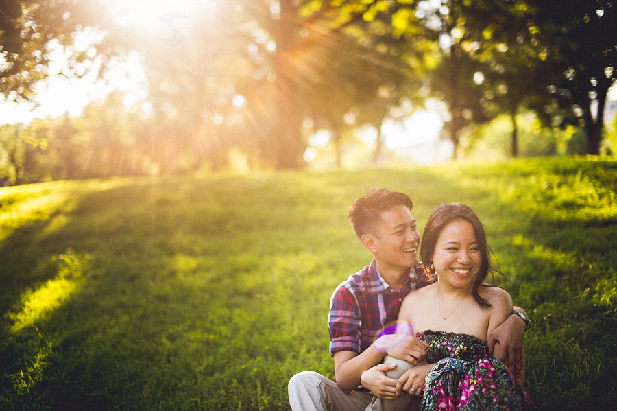 cool sun flare wedding photos