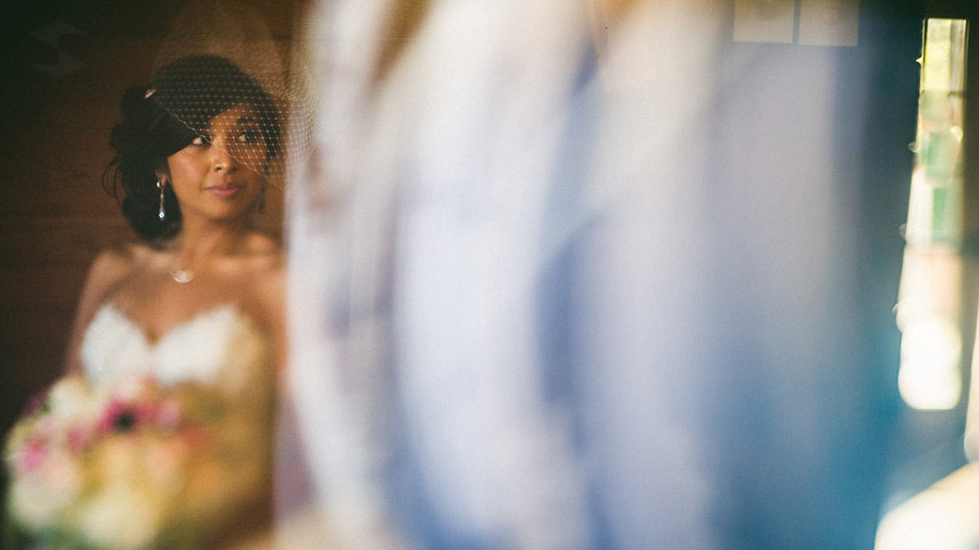 freelense portrait bride on wedding day