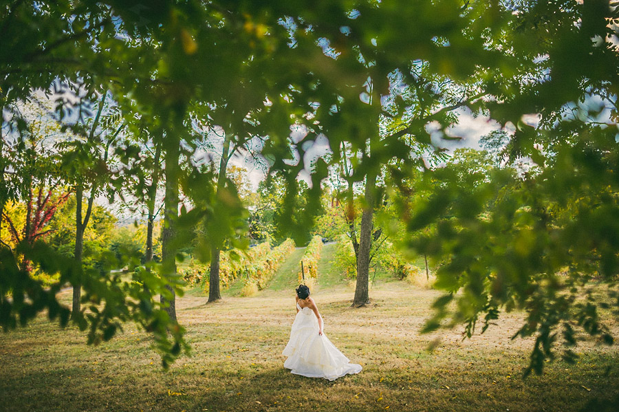 bride prepping for first look