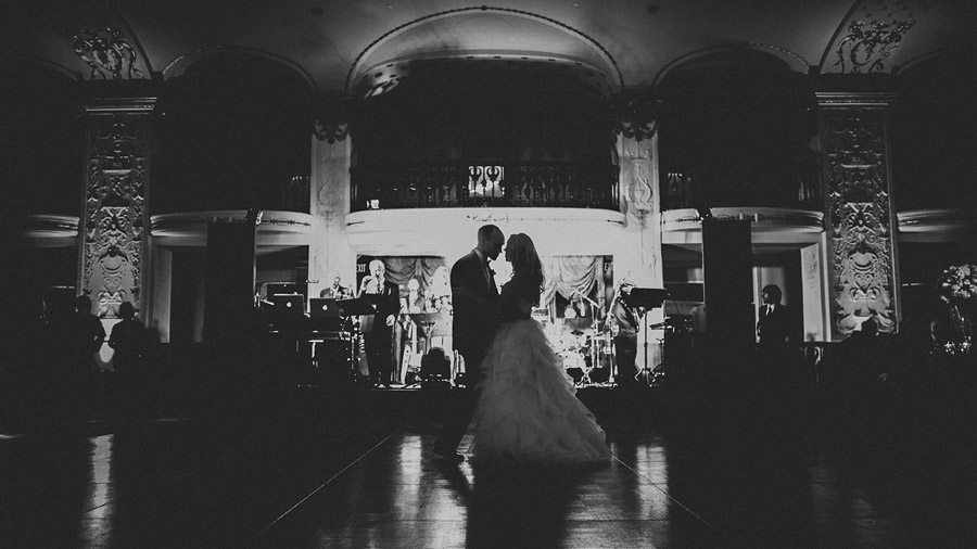 bride and groom first dance