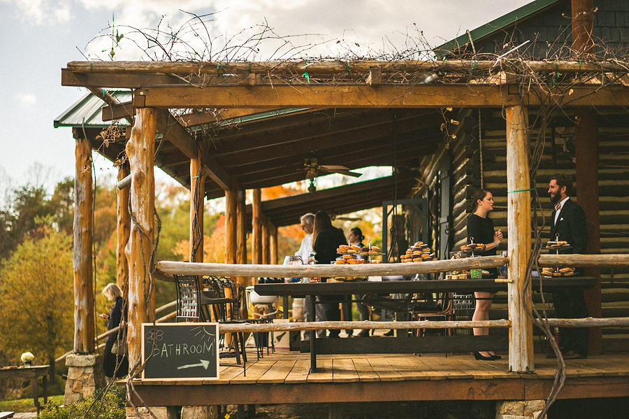 31 people waiting beof receremony people waiting beof receremony