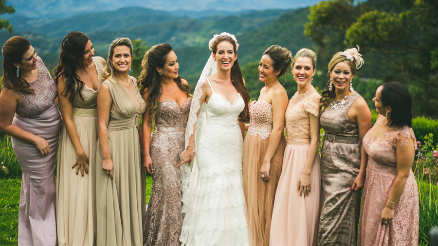 40 bride with bridesmaids bride with bridesmaids