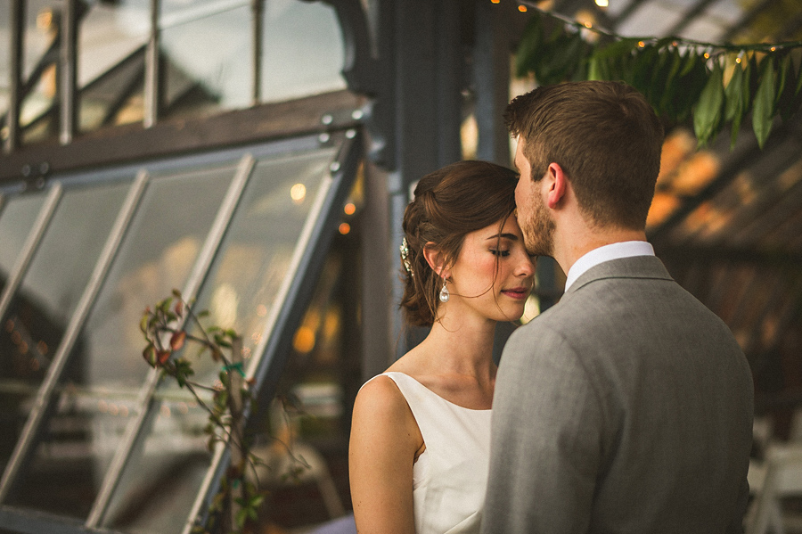 51 luke kissing julias forehead luke kissing julias forehead