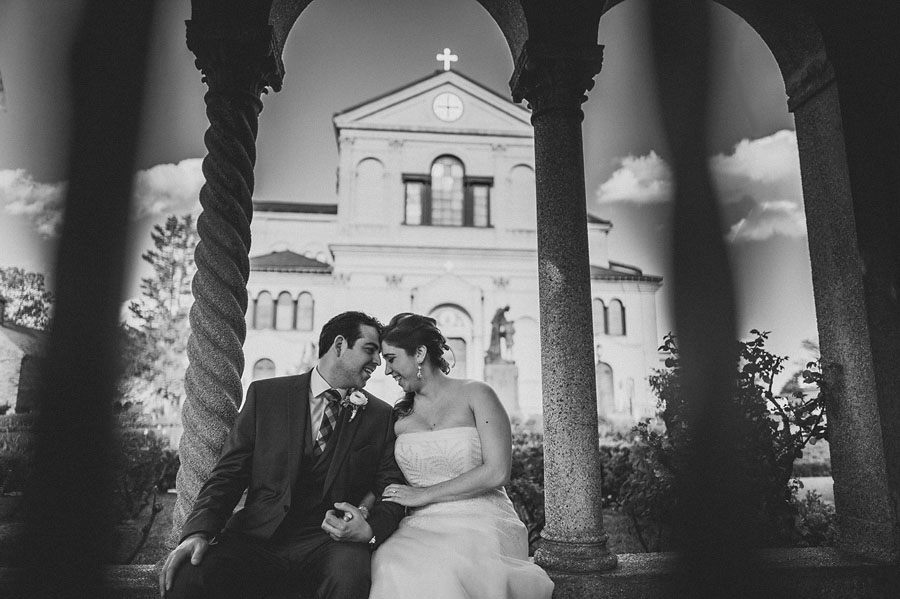 outdoor creative wedding day photos