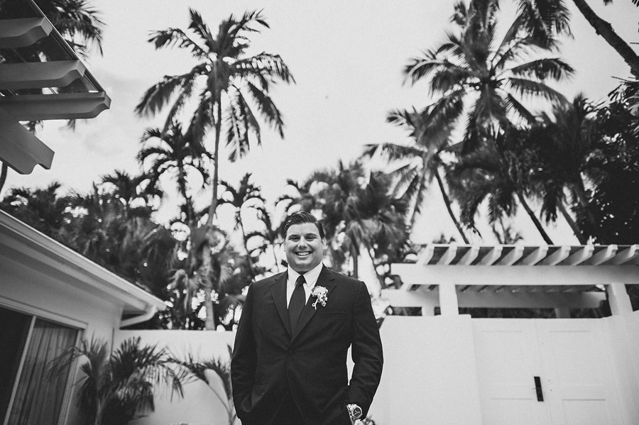 creative groom portrait