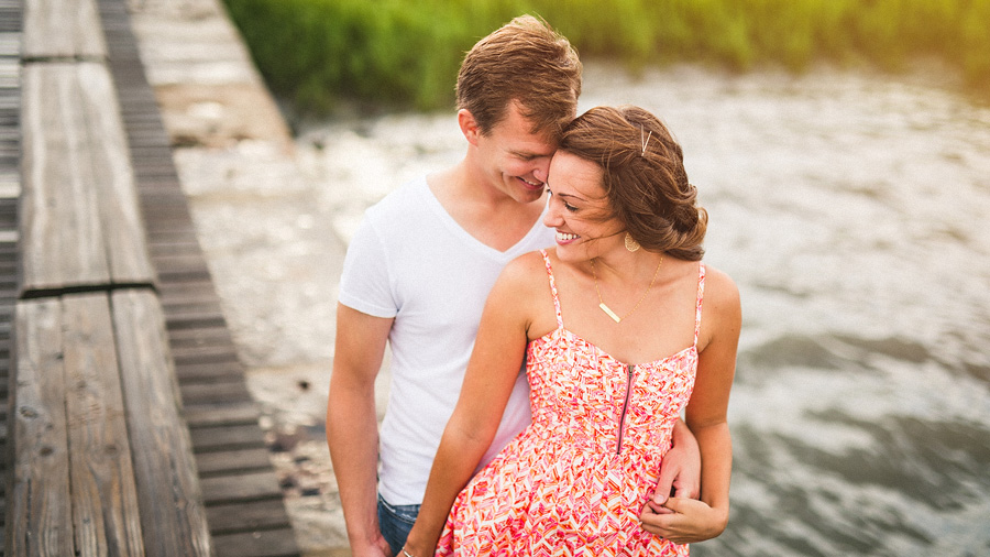 charleston sc waterfront engagement session