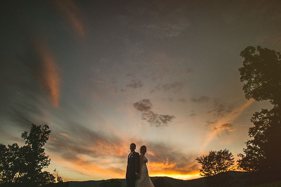 sunset photo in virginia wedding