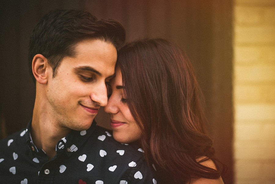 47 couple poses for engagement sessions couple poses for engagement sessions
