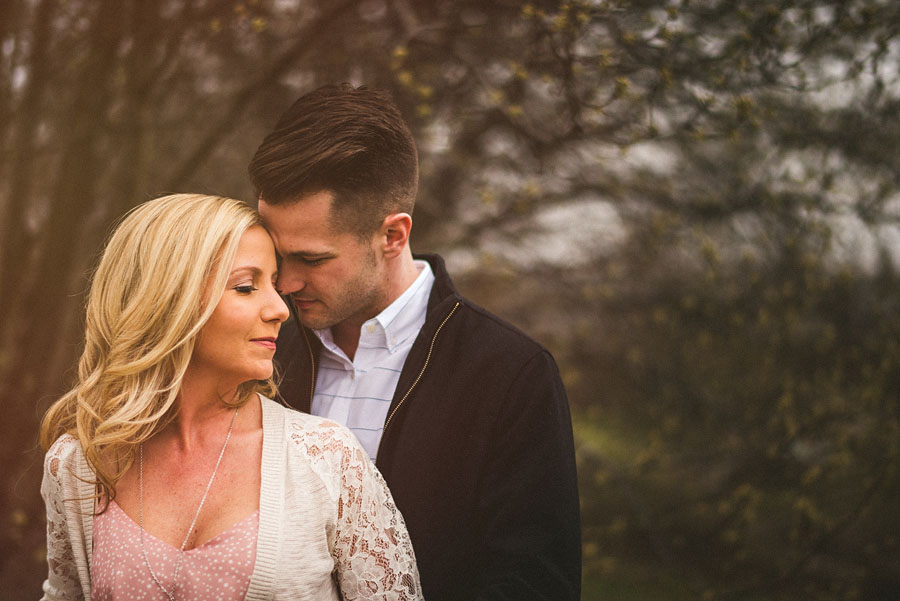 engagement session portraits that are creative