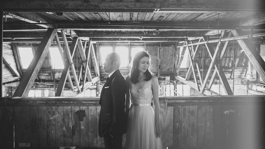 warehouse style wedding in brooklyn