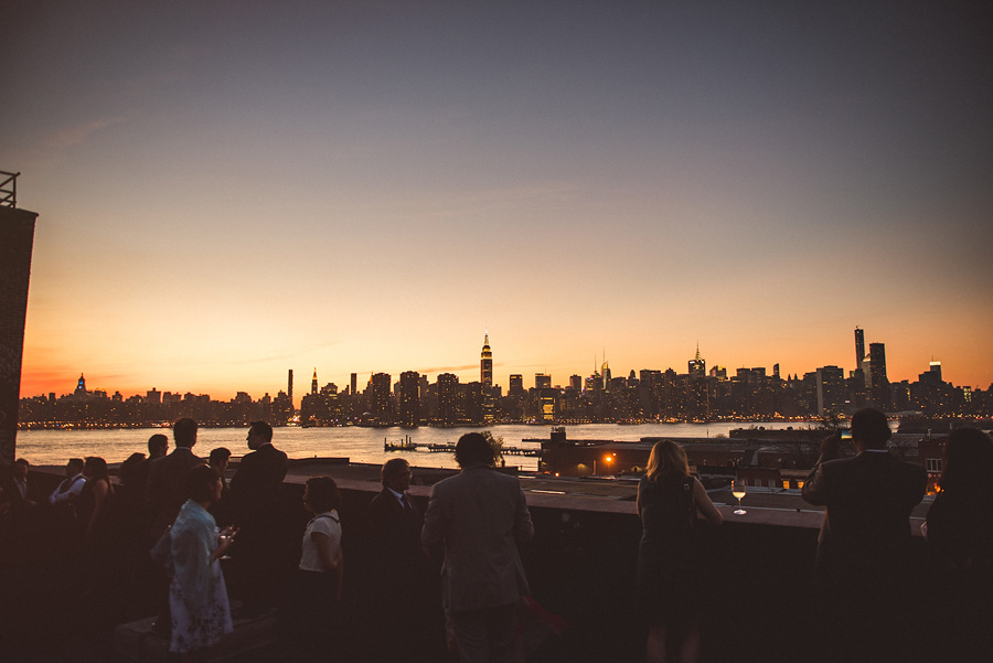 nyc skyline at sunset