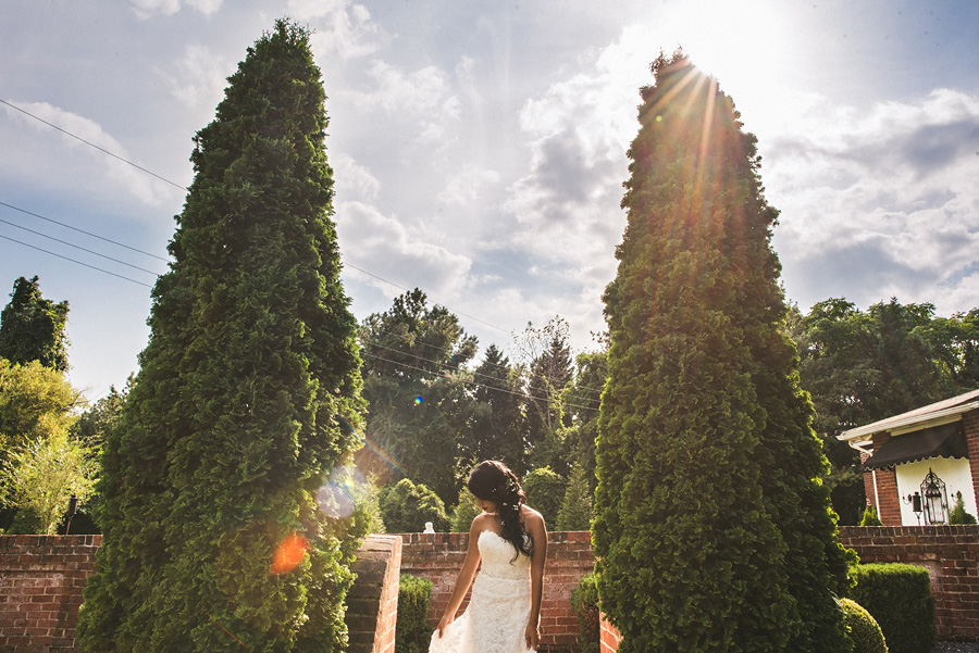 bridal portrait at richmonds mankin mansion resort