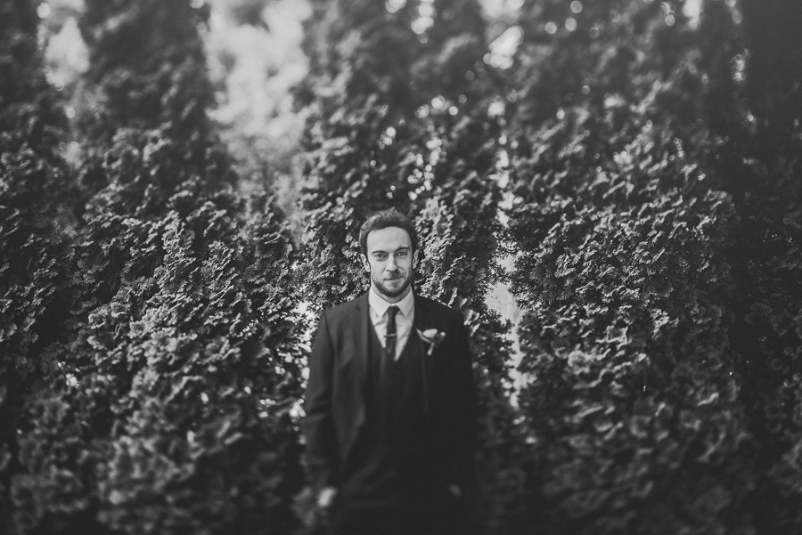 groom portrait