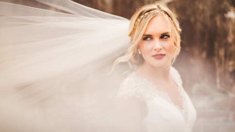 09 bride in her veil at race and religious wedding