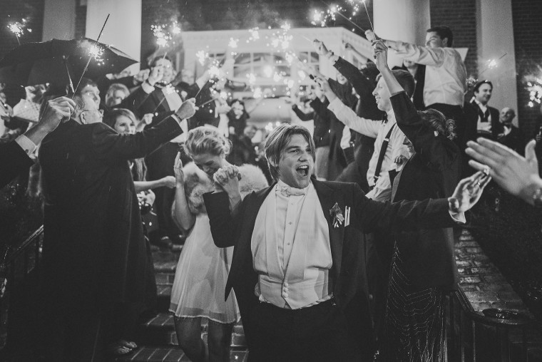 14 tom and laura fredericksburg wedding
