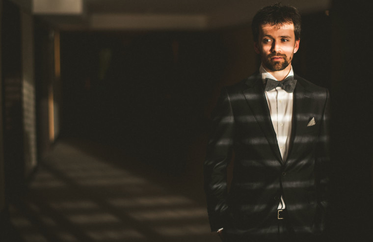 12 groom portrait