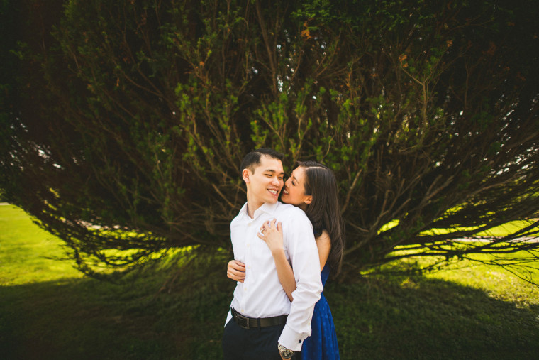 03 laughing couple hugging eachother