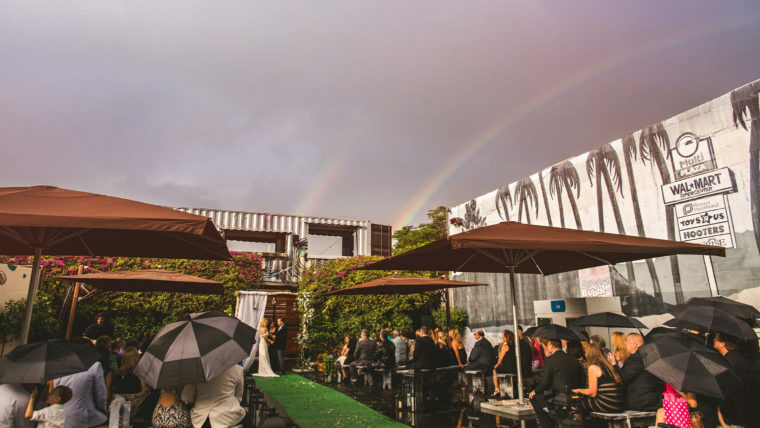 06-double-rainbow-during-wedding-ceremony