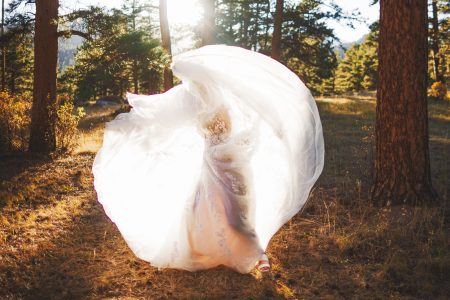Leah + Clayton <br> Della Terra Mountain Chateau Wedding
